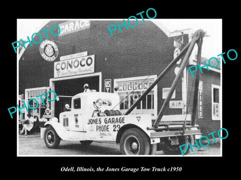 OLD LARGE HISTORIC PHOTO ODELL ILLINOIS, THE JONES MOTOR GARAGE TOW TRUCK c1950