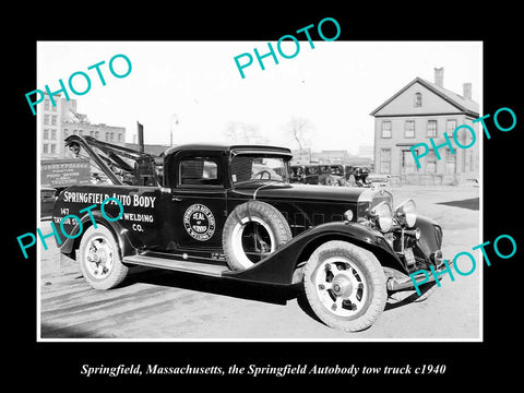 OLD LARGE HISTORIC PHOTO OF SPRINGFIELD MASSACHUSETTS, AUTOBODY TOW TRUCK c1940