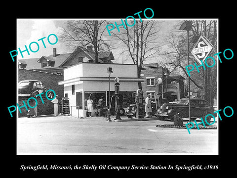 OLD LARGE HISTORIC PHOTO OF SPRINGFIELD MISSOURI, SKELLY OIL Co GAS STATION 1940