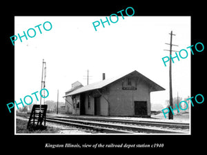 OLD LARGE HISTORIC PHOTO OF KINGSTON ILLINOIS, THE RAILROAD DEPOT STATION c1940