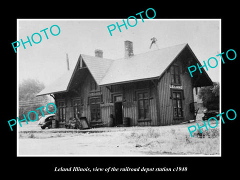 OLD LARGE HISTORIC PHOTO OF LELAND ILLINOIS, THE RAILROAD DEPOT STATION c1940