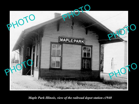 OLD LARGE HISTORIC PHOTO OF MAPLE PARK ILLINOIS RAILROAD DEPOT STATION c1940