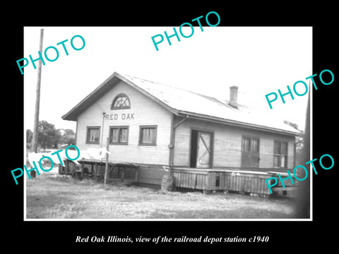 OLD LARGE HISTORIC PHOTO OF RED OAK ILLINOIS, THE RAILROAD DEPOT STATION c1940