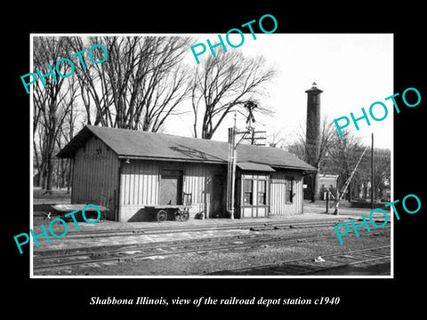 OLD LARGE HISTORIC PHOTO OF SHABBONA ILLINOIS, THE RAILROAD DEPOT STATION c1940