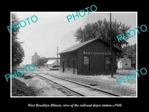 OLD LARGE HISTORIC PHOTO OF WEST BROOKLYN ILLINOIS, THE RAILROAD DEPOT c1940