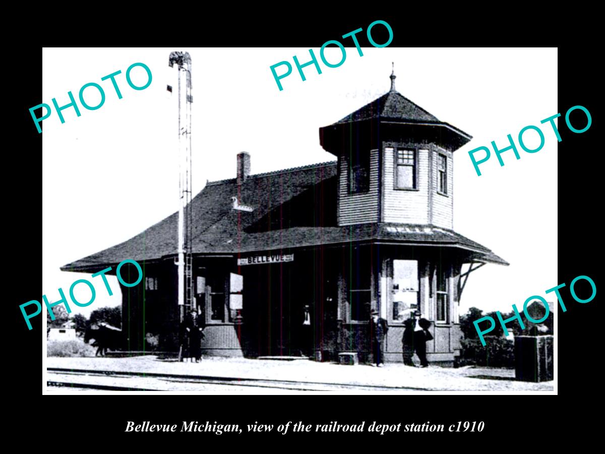 OLD LARGE HISTORIC PHOTO OF BELLEVUE MICHIGAN, THE RAILROAD DEPOT STATION c1910