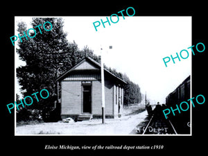 OLD LARGE HISTORIC PHOTO OF ELOISE MICHIGAN, THE RAILROAD DEPOT STATION c1910