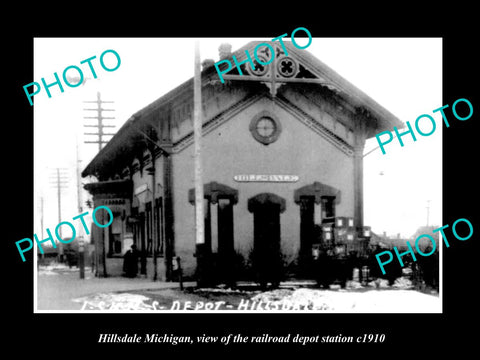 OLD LARGE HISTORIC PHOTO OF HILLSDALE MICHIGAN, THE RAILROAD DEPOT STATION c1910