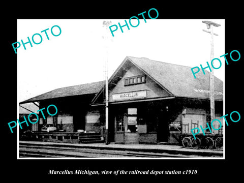 OLD LARGE HISTORIC PHOTO OF MARCELLUS MICHIGAN, THE RAILROAD DEPOT STATION c1910