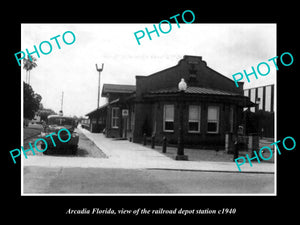 OLD LARGE HISTORIC PHOTO OF ARCADIA FLORIDA, THE RAILROAD DEPOT STATION c1940