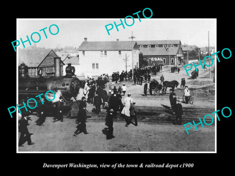 OLD LARGE HISTORIC PHOTO OF DAVENPORT WASHINGTON, THE TOWN & RAILROAD DEPOT 1900