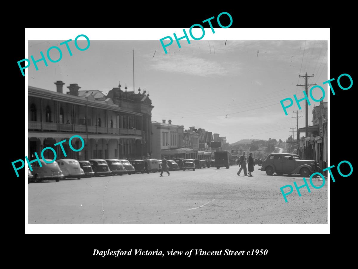 OLD LARGE HISTORIC PHOTO OF DAYLESFORD VICTORIA, VIEW OF VINCENT STREET c1950