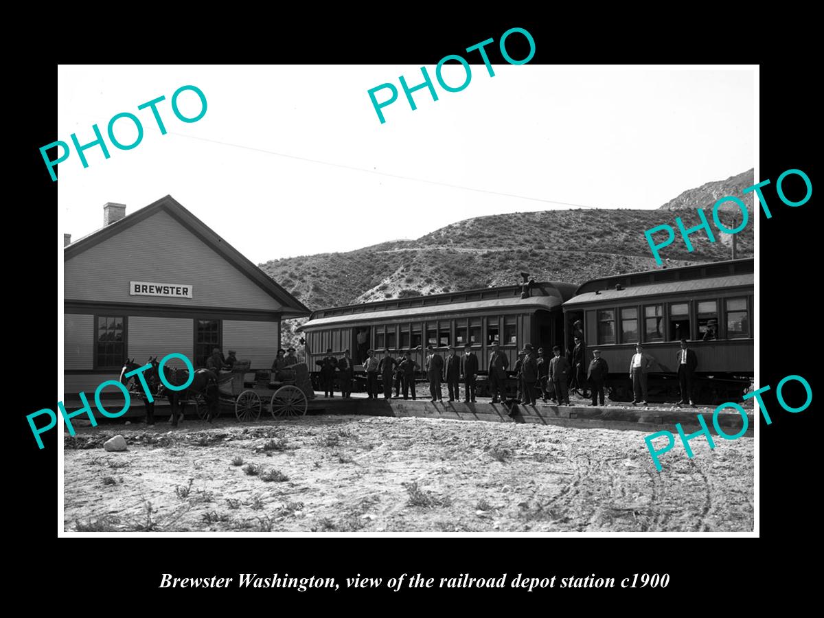 OLD LARGE HISTORIC PHOTO OF BREWSTER WASHINGTON, THE RAILROAD DEPOT STATION 1900