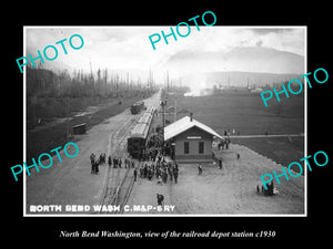 OLD LARGE HISTORIC PHOTO OF NORTH BEND WASHINGTON, THE RAILROAD DEPOT c1920