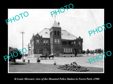OLD LARGE HISTORIC PHOTO OF St LOUIS MISSOURI, THE MOUNTED POLICE STATION c1900