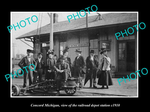 OLD LARGE HISTORIC PHOTO OF CONCORD MICHIGAN, THE RAILROAD DEPOT STATION c1910