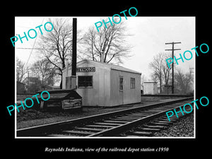 OLD LARGE HISTORIC PHOTO OF REYNOLDS INDIANA, THE RAILROAD DEPOT STATION c1950