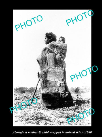 OLD LARGE HISTORIC PHOTO OF ABORIGINAL MONTHER & CHILD IN SKINS c1880