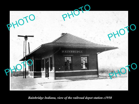 OLD LARGE HISTORIC PHOTO OF BAINBRIDGE INDIANA, VIEW OF THE RAILROAD DEPOT c1950