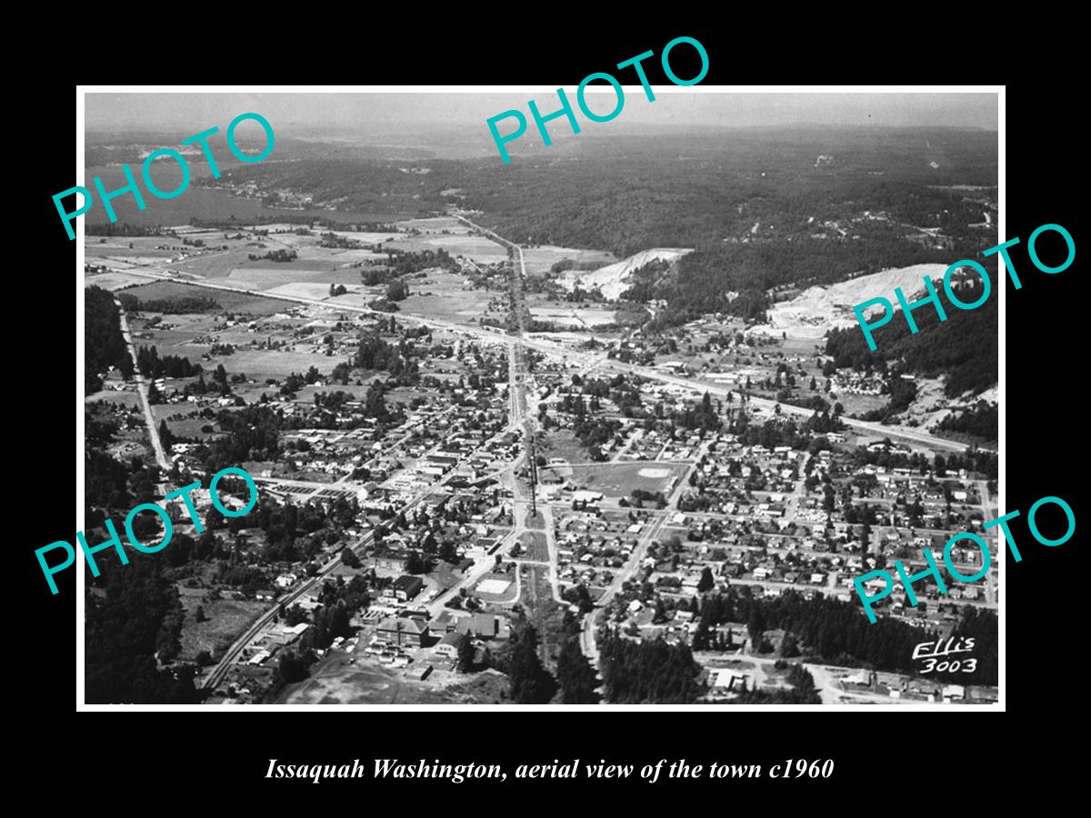 OLD LARGE HISTORIC PHOTO OF ISSAQUAH WASHINGTON, AERIAL VIEW OF THE TOWN c1960 1