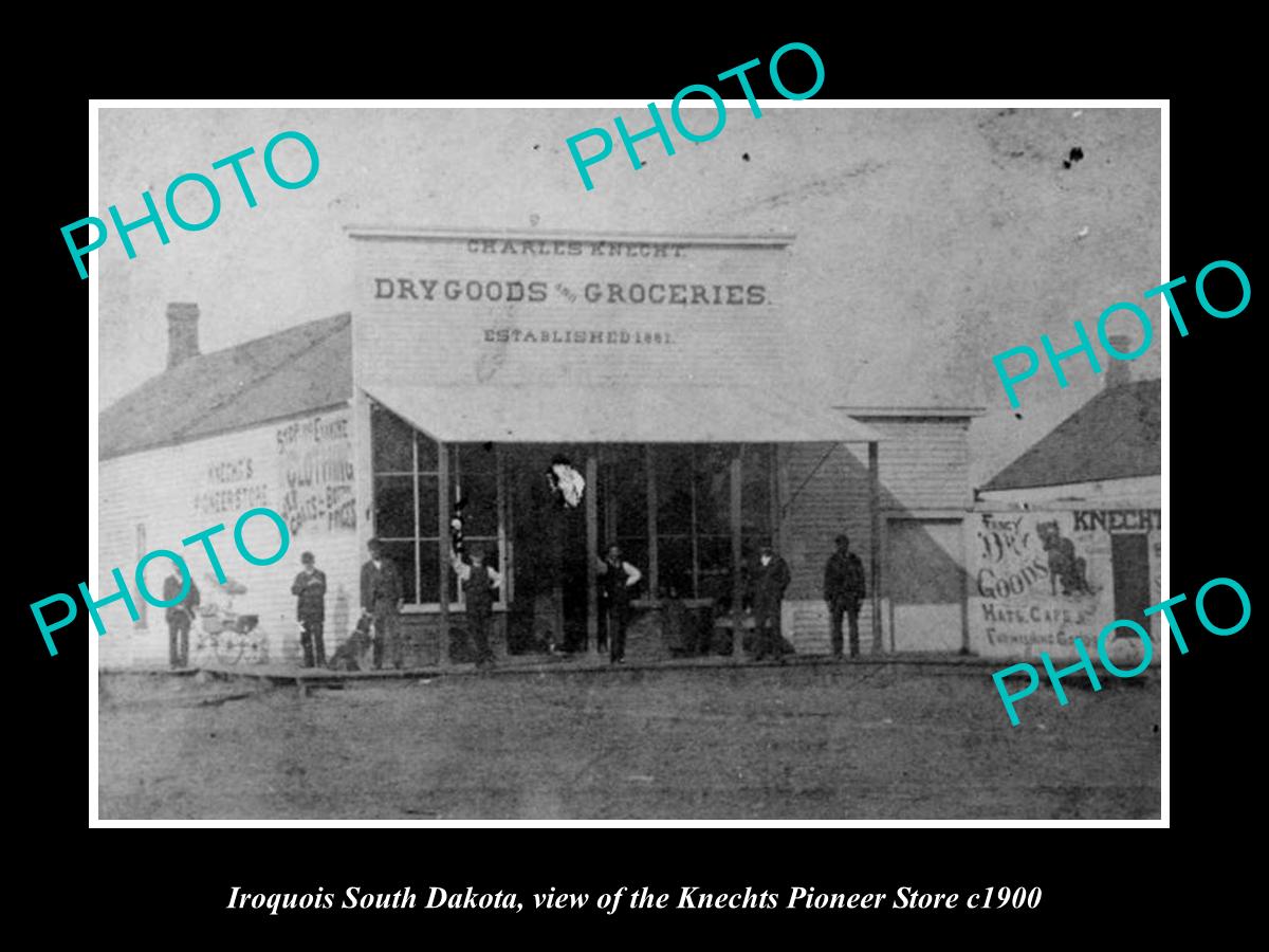 OLD LARGE HISTORIC PHOTO OF IROQUOIS SOUTH DAKOTA, THE PIONEER STORE c1900