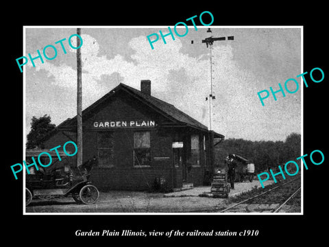 OLD LARGE HISTORIC PHOTO OF GARDEN PLAIN ILLINOIS, THE RAILROAD STATION c1910