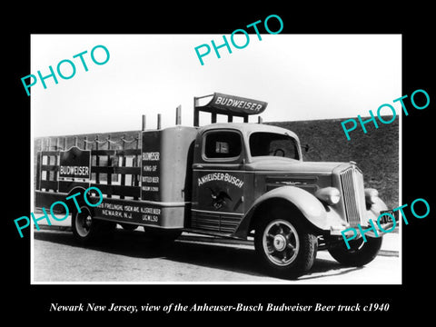 OLD LARGE HISTORIC PHOTO OF NEWARK NEW JERSEY, THE BUDWEISER BEER TRUCK c1940