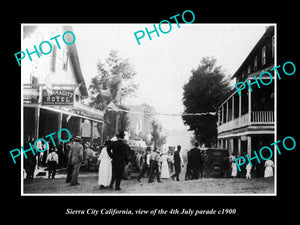 OLD LARGE HISTORIC PHOTO OF SIERRA CITY CALIFORNIA, THE 4th JULY PARADE c1900