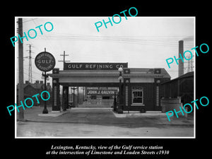 OLD LARGE HISTORIC PHOTO OF LEXINGTON KENTUCKY, THE GULF OIL GAS STATION c1930