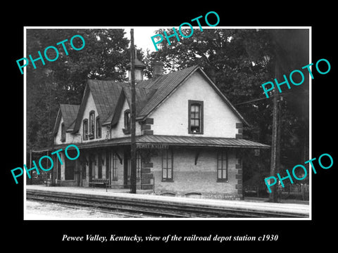 OLD LARGE HISTORIC PHOTO OF PEWEE VALLEY KENTUCKY THE RAILROAD STATION c1930