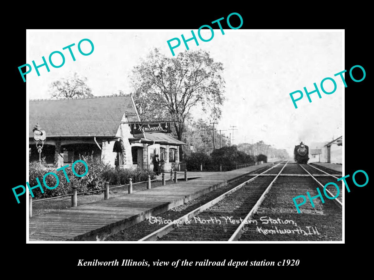 OLD LARGE HISTORIC PHOTO OF KENILWORTH ILLINOIS, THE RAILROAD DEPOT STATION 1920