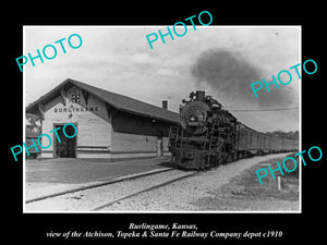 OLD LARGE HISTORIC PHOTO BURLINGAME KANSAS, THE SANTA FE RAILROAD DEPOT c1910