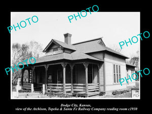 OLD LARGE HISTORIC PHOTO DODGE CITY KANSAS, THE SANTA FE RAILROAD ROOM c1930