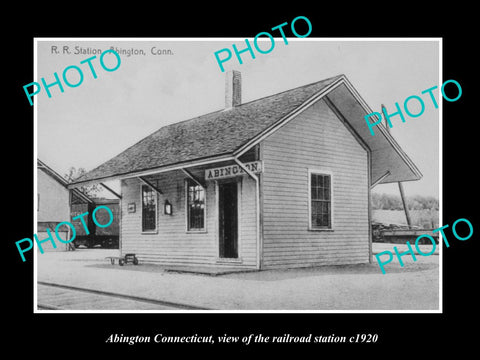 OLD LARGE HISTORIC PHOTO OF ABINGTON CONNECTICUT, THE RAILROAD DEPOT c1920