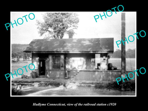 OLD LARGE HISTORIC PHOTO OF HADLYME CONNECTICUT, THE RAILROAD DEPOT c1920