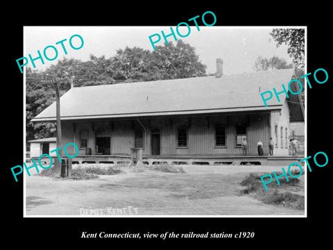 OLD LARGE HISTORIC PHOTO OF KENT CONNECTICUT, THE RAILROAD DEPOT STATION c1920