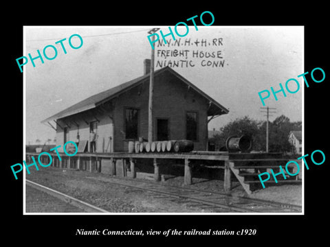 OLD LARGE HISTORIC PHOTO OF NIANTIC CONNECTICUT, THE RAILROAD DEPOT c1920