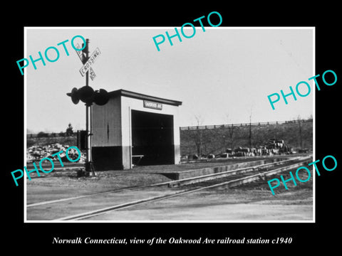 OLD LARGE HISTORIC PHOTO OF NORWALK CONNECTICUT, QAKWOOD RAILROAD DEPOT c1940