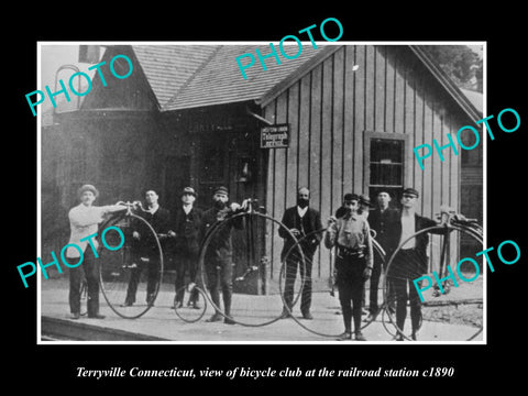 OLD LARGE HISTORIC PHOTO OF TERRYVILLE CONNECTICUT, THE RAILROAD DEPOT c1890