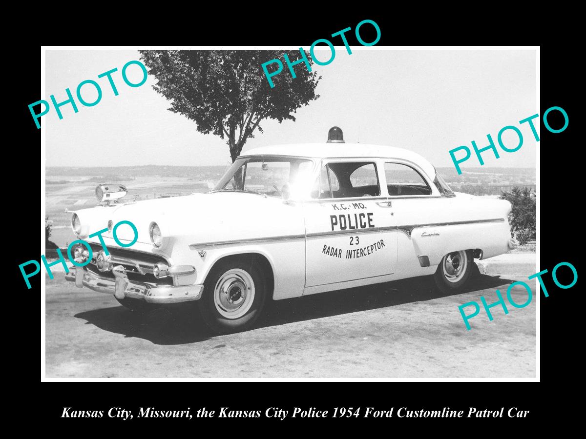 OLD LARGE HISTORIC PHOTO KANSAS CITY MISSOURI, FORD CUSTOMLINE POLICE CAR 1954