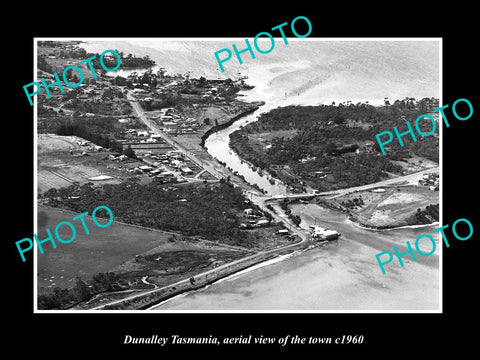 OLD LARGE HISTORIC PHOTO OF DUNALLEY TASMANIA, AERIAL VIEW OF THE TOWN c1960 2