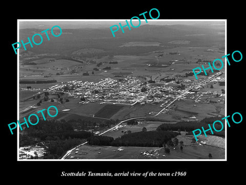 OLD LARGE HISTORIC PHOTO OF SCOTTSDALE TASMANIA, AERIAL VIEW OF THE TOWN c1960