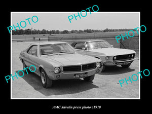 OLD LARGE HISTORIC PHOTO OF 1970 AMC JAVELIN MODELS PRESS PHOTO