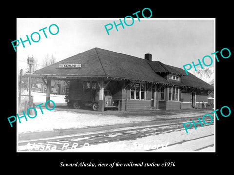 OLD LARGE HISTORIC PHOTO OF SEWARD ALASKA, THE RAILROAD DEPOT STATION c1950