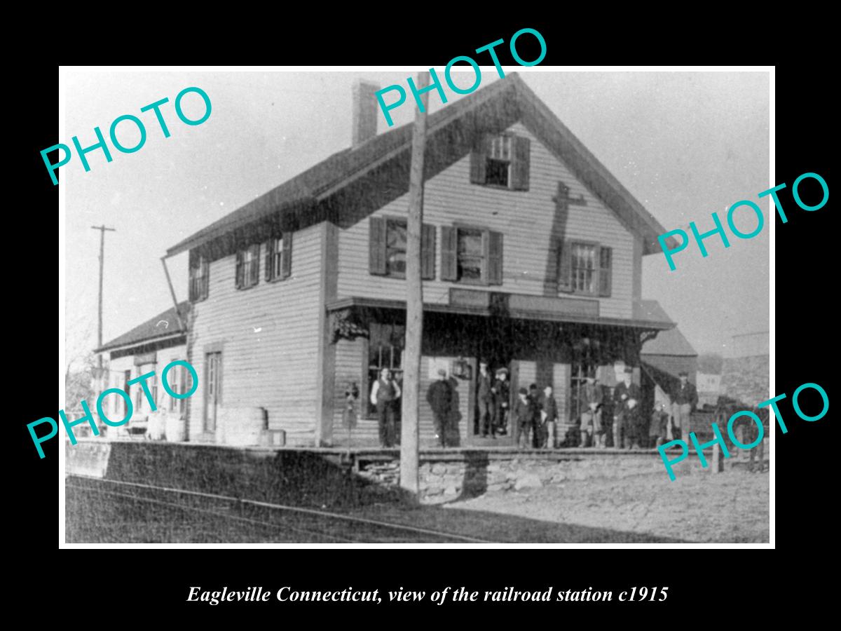 OLD LARGE HISTORIC PHOTO OF EAGLEVILLE CONNECTICUT, THE RAILROAD STATION c1915