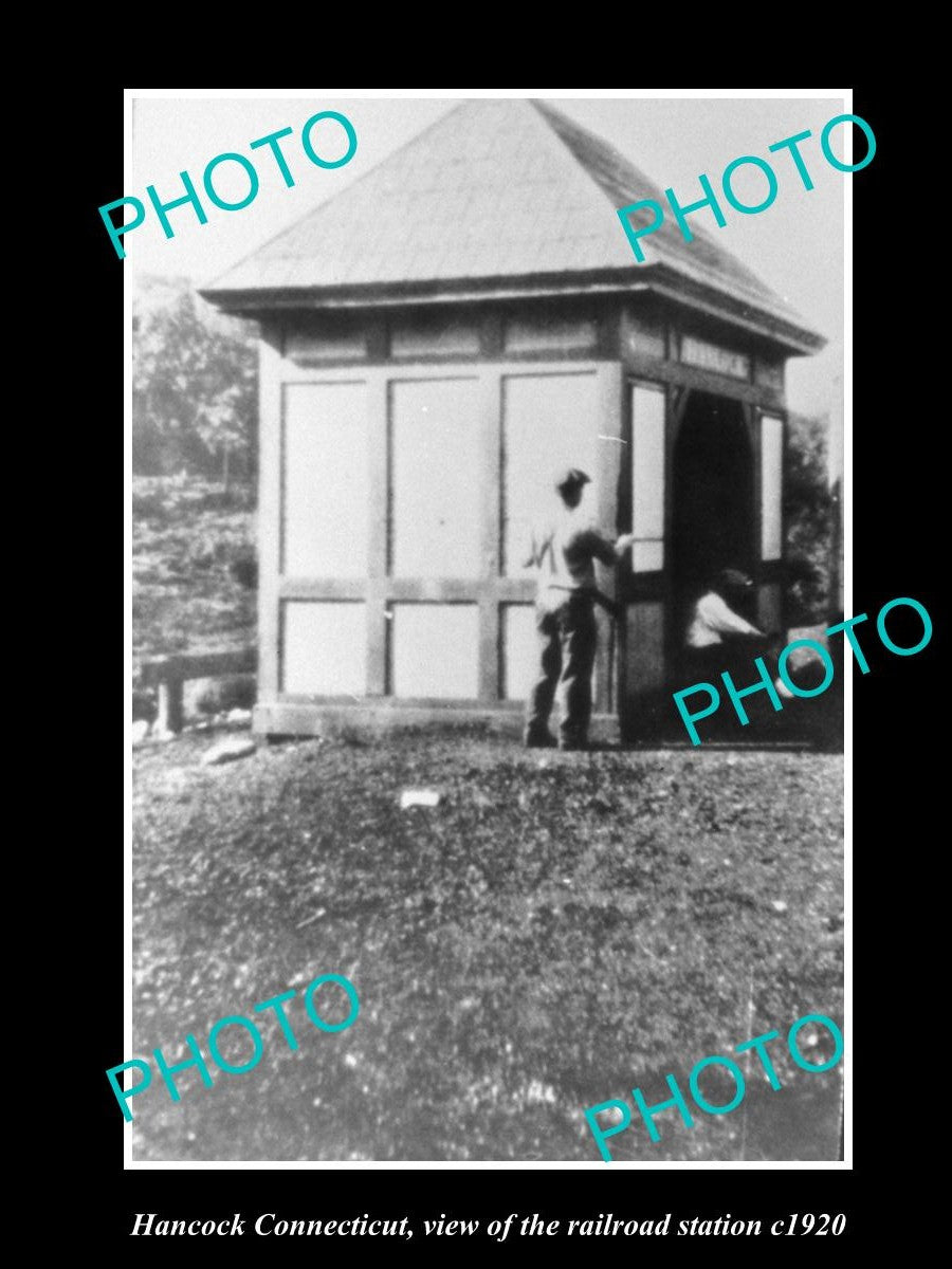 OLD LARGE HISTORIC PHOTO OF HANCOCK CONNECTICUT, THE RAILROAD STATION c1920