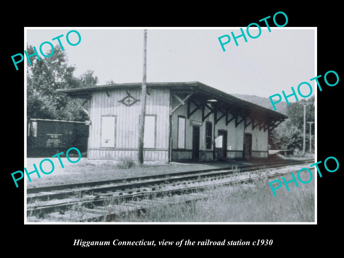 OLD LARGE HISTORIC PHOTO OF HIGGANUM CONNECTICUT, THE RAILROAD STATION c1930