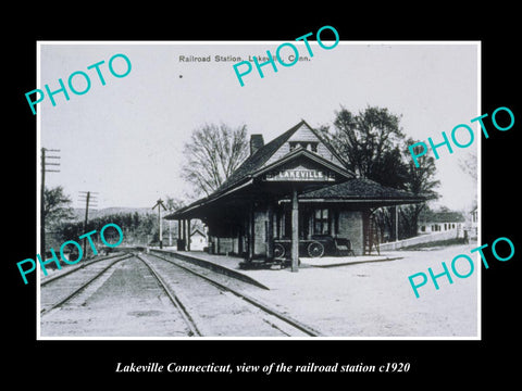 OLD LARGE HISTORIC PHOTO OF LAKEVILLE CONNECTICUT, THE RAILROAD STATION c1920