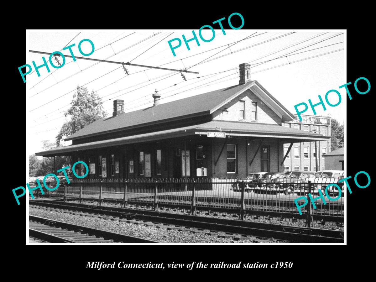 OLD LARGE HISTORIC PHOTO OF MILFORD CONNECTICUT, THE RAILROAD STATION c1950