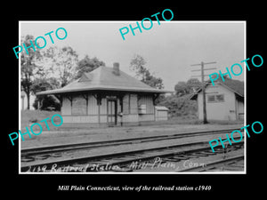 OLD LARGE HISTORIC PHOTO OF MILL PLAIN CONNECTICUT, THE RAILROAD STATION c1940